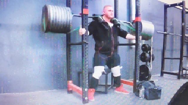 900 pounds for 2 on box squats смотреть онлайн