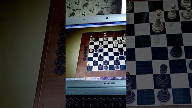 Запустил ноутбук и сыграл в сапёра, шахматы и кс. 1.6 ------ кибер спорт? смотреть онлайн