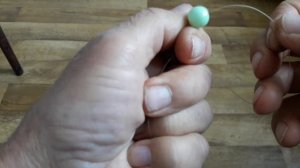как привязать бусинку на леску