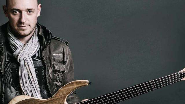 "My Favorite Things" - Scott Devine's Solo Bass Sessions смотреть онлайн