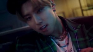 Домино,но поёт только Хан Джисон.