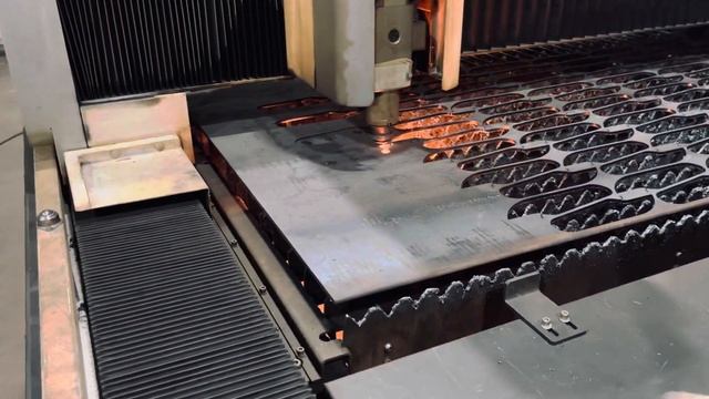 Лазерная резка в Челябинске. Компания ООО «СТО ТОНН». смотреть онлайн