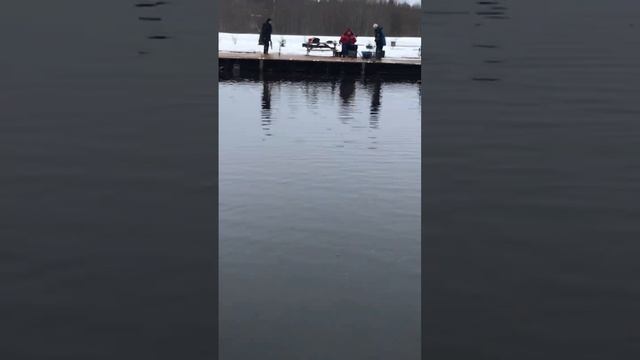 Ловля форели,форель на спиннинг, форелевая рыбалка РК «Фишка» Петряиха смотреть онлайн