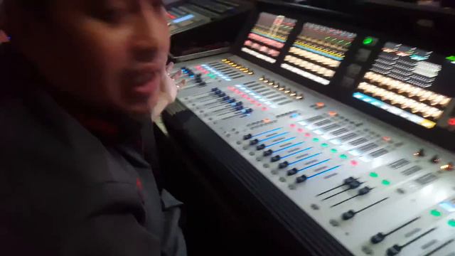 Soundcraft Vi3000 review by Malaysian Vi3000 Ambassador смотреть онлайн