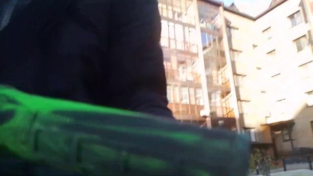 мы будем смотреть самокат Коли