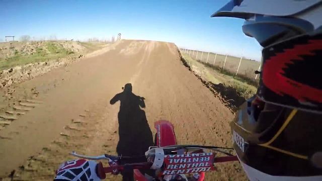 Motocross Mesola Honda Cr250 GoPro смотреть онлайн