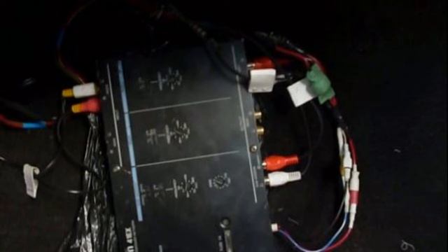 Фон (помехи), наводки в поканальной схеме в автозвуке. смотреть онлайн