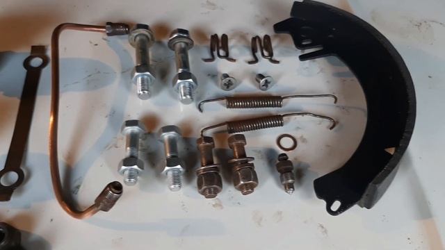 Ремонт передних тормозов на #москвич412 + фиаско в конце