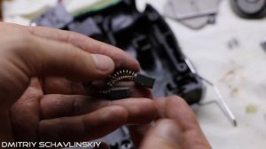 Замена смазки электролобзика на примере HITACHI CJ90VST