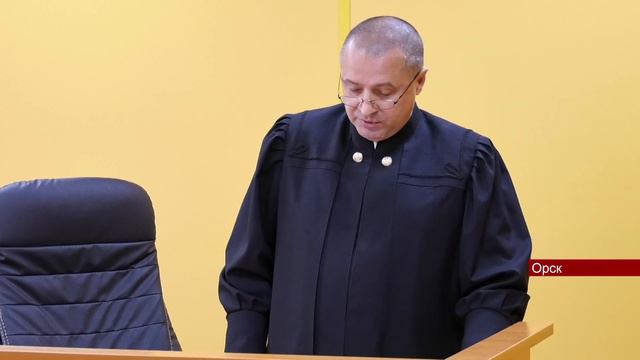 29012024 Бывший участковый из Орска, покрывавший продавцов палёнки, выслушал приговор смотреть онлайн