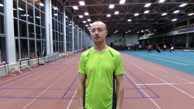 Круговые движения головой, с запрокидыванием назад. смотреть онлайн