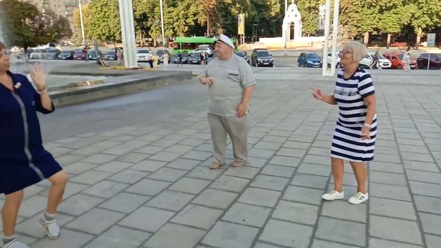 ?РАЗ ДВА ЛЮБЛЮ ❤ТЕБЯ?? смотреть онлайн