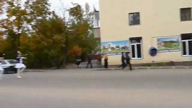 Невель.Мажоретки в День города 06.10.2013.Псковская обл. смотреть онлайн