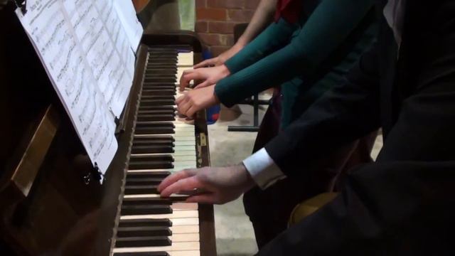 Doctor Who theme piano cover by three people together (played after the Hillbilly Hoot had finished смотреть онлайн