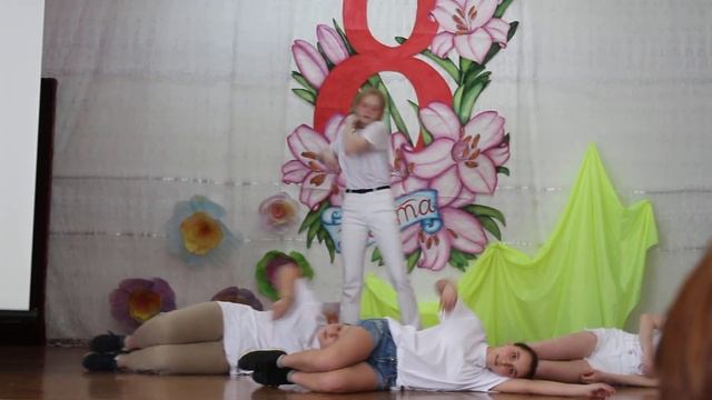 F4/кавер на танец Blackpink - Don't know what to do смотреть онлайн