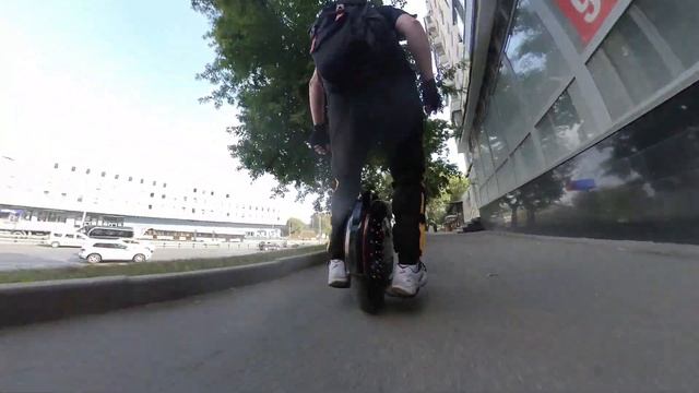 Inmotion V8F (2022.08.26) смотреть онлайн