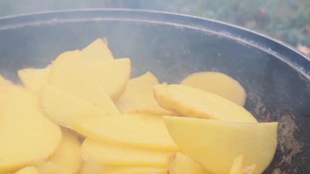 Фрах таген - курица с картофелем по-арабски смотреть онлайн