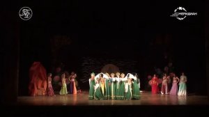Русский хоровод и зарисовка «Переполох в гареме»