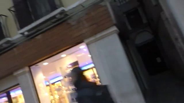 022 Corte Seconda del Milion 🇮🇹 Strada Nova. Monumento Paolo Sarpi. смотреть онлайн