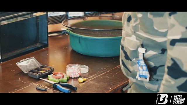 ULTRABAITS Method Mix. Работа прикормки под водой.