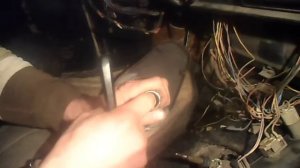 Снятие ручки переключения передач на ВАЗ: Простой и понятный процесс.