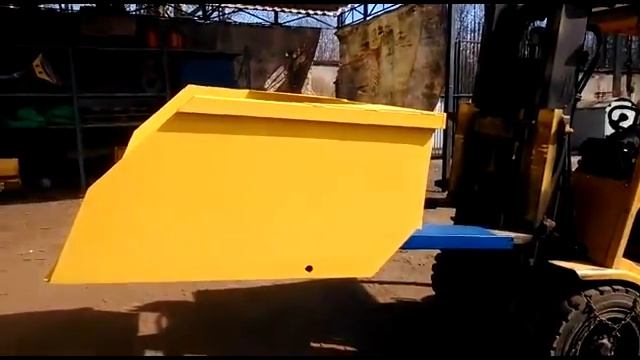 Ковш на вилочный погрузчик для уборки снега, песка, гравия. смотреть онлайн