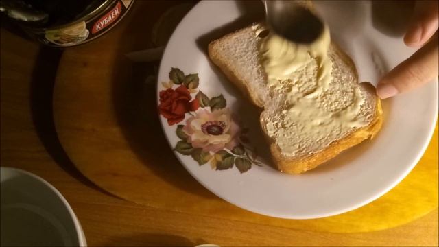 ГОТОВИМ БУТЕРБРОДЫ СО ШПРОТАМИ С DELLTORRom SHEVCHENKO смотреть онлайн