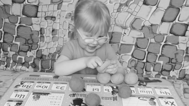 РАЗВИВАЮЩАЯ ИГРА ОТ 1 ГОДА ♥ Развитие мелкой моторики ♥ Игры с тестом