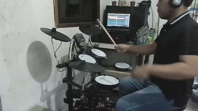 Mayday Parade - "Somebody That I Used To Know" feat. Vic Fuentes (Punk Goes Pop 5) (Drum Cover) смотреть онлайн