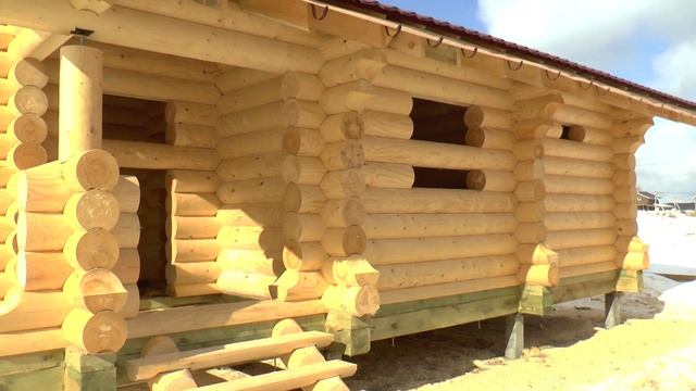 Зимнее строительство Баня из оцилиндрованного бревна на забивных сваях. Хроники. смотреть онлайн