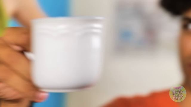 БОГАТАЯ VS БЕДНАЯ. «Игра в кальмара» в реальности | Поменялась с БОГАТОЙ сестрой от Ла-Ла Лайф Игры смотреть онлайн