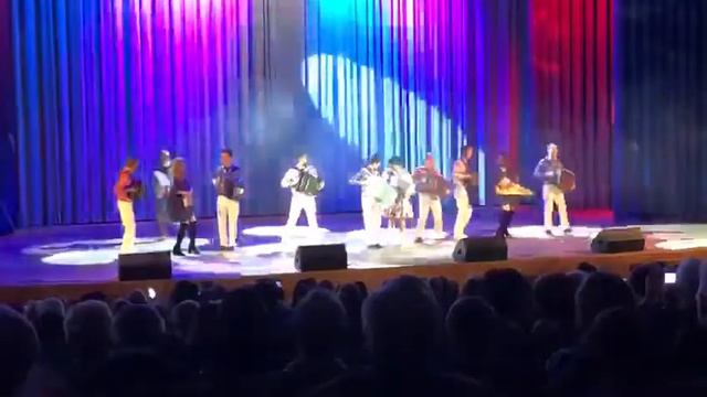 GG, Павел Уханов и ансамбль гармонистов РАМ им. Гнесиных