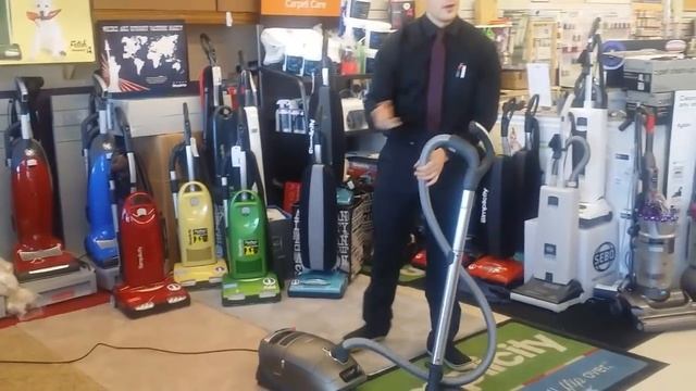 Complete Miele C3 Brilliant Demonstration by Chris смотреть онлайн