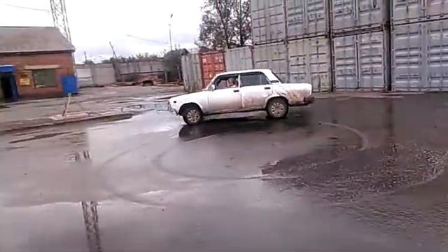 Дрифт на Ваз 2105 турбодизель)))) смотреть онлайн