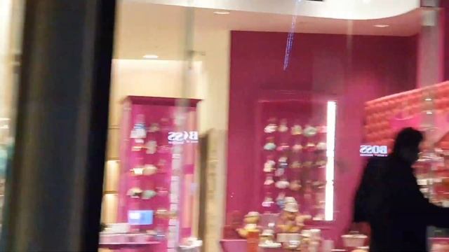 fascinating London, #bakinghampalace John Lewis home store, Mark's and Spencer, Westfield London смотреть онлайн