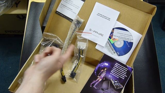 Unboxing Sapphire R9 290X AMD Grafikkarte смотреть онлайн