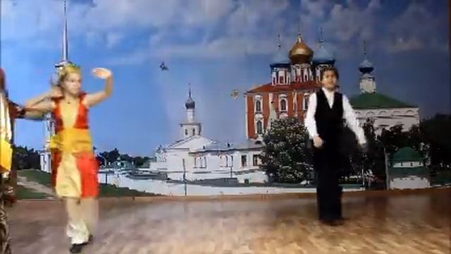 С Рождеством Христовым поздравляют Деды Морозы разных стран смотреть онлайн