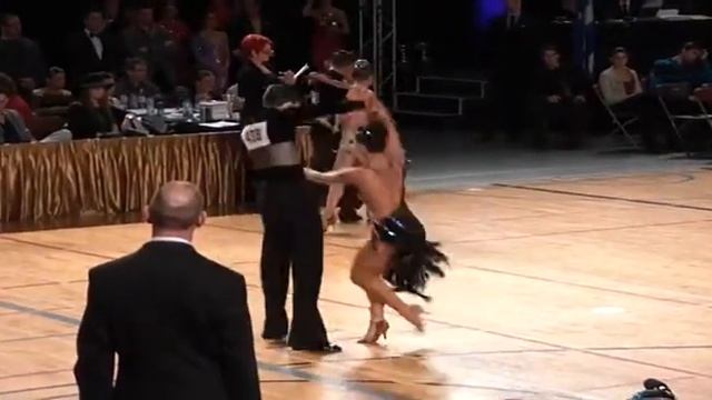 Michel & Diana Supper AM Pasodoble смотреть онлайн