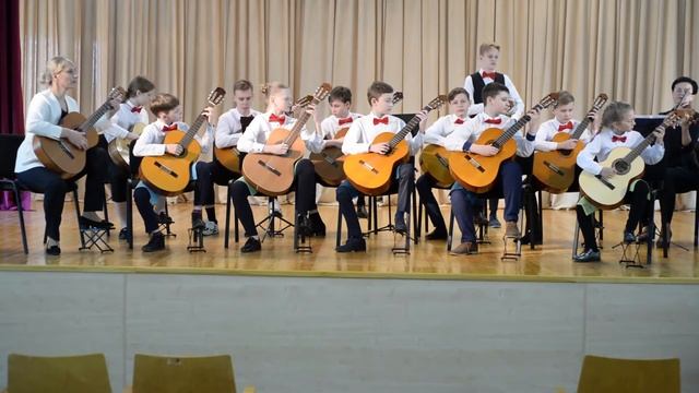 Инструментальный ансамбль "Фиеста" Неизвестный автор "Кубинская румба" смотреть онлайн