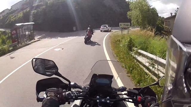 Honda NC750X 2016  Ducati 1198 - Passeio a entre Rios!