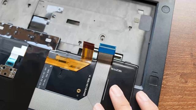 Thinkpad T480 keyboard replacement guide | Lenovo DIY смотреть онлайн