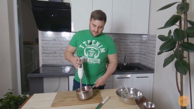 ЛУЧШИЙ рецепт универсального КЛЯРА. Готовим жареный сыр в кляре под клюквенным соусом