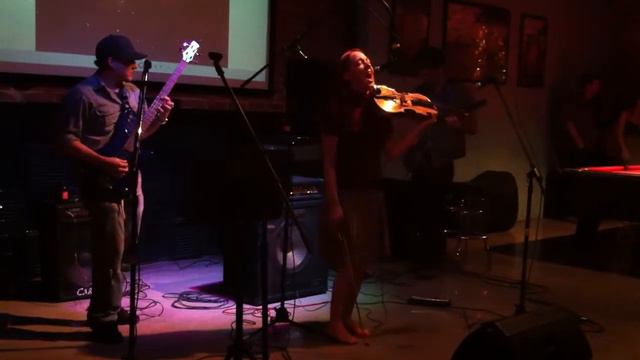 The Unday performing "Off Course" @ Skybar open mic 10/19/11 смотреть онлайн