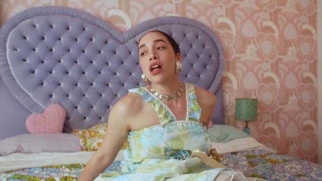 Sister - Love Me Right смотреть онлайн