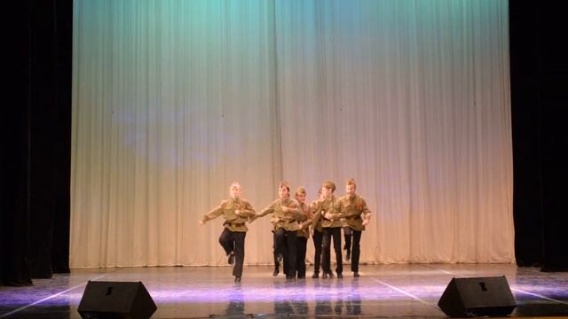 ВЕЛИКАЯ РОССИЯ 2015 - Твист - Военный вальс смотреть онлайн