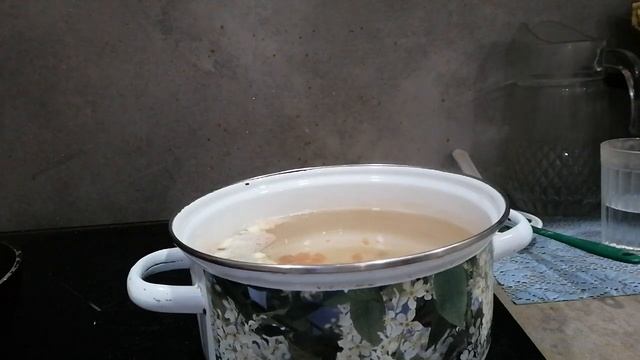 Суп с необычными фрикадельками.