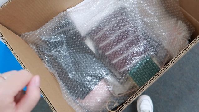 PACK WITH ME // Getting everything ready to move in my new Flat Share in London - MOVING VLOG #1 смотреть онлайн