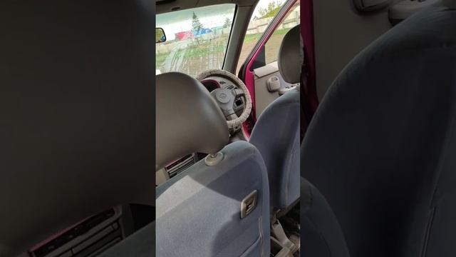 Nissan Cube 2000