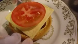 ВКУСНЕЙШИЙ  #ГАМБУРГЕР✅?  КАК ПРАВИЛЬНО ПРИГОТОВИТЬ И СОБРАТЬ ВКУСНЫЙ ГАМБУРГЕР