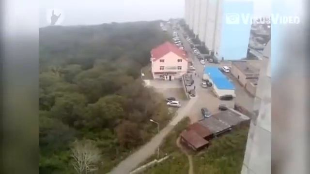 VIRUSVIDEO ПОЛОЖИЛИ БАНДИТОВ ПРЯМО НА ДОРОГЕ! смотреть онлайн